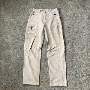 Patagonia - light softshell pants - Size 6